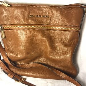 MICHAEL KORS Bedford Flat Crossbody